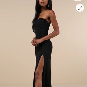 Lulu's Black Strapless Gown